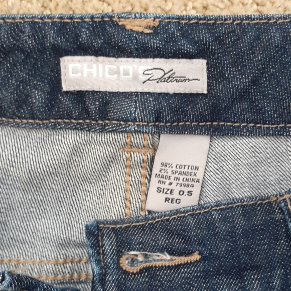 Chico's Platinum Jeans Size 0.5 = size 6 - Picture 3 of 5